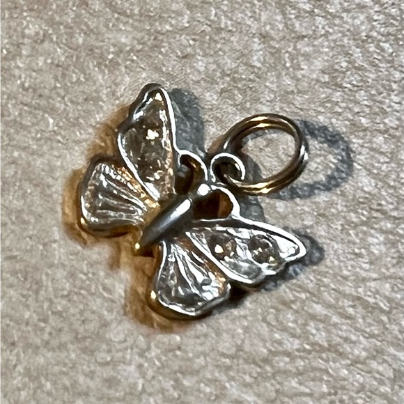 Signed 925 Butterfly Charm Sterling Silver Jewelry Faux Diamonds in the wings - Picture 8 of 8